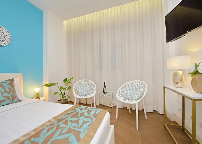 Luxury Domus 2 דירה *